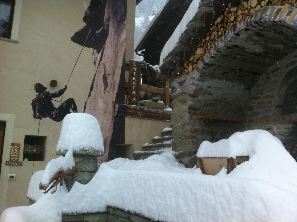 Alpe Rebelle Bed & Breakfast Bionaz Eksteriør bilde